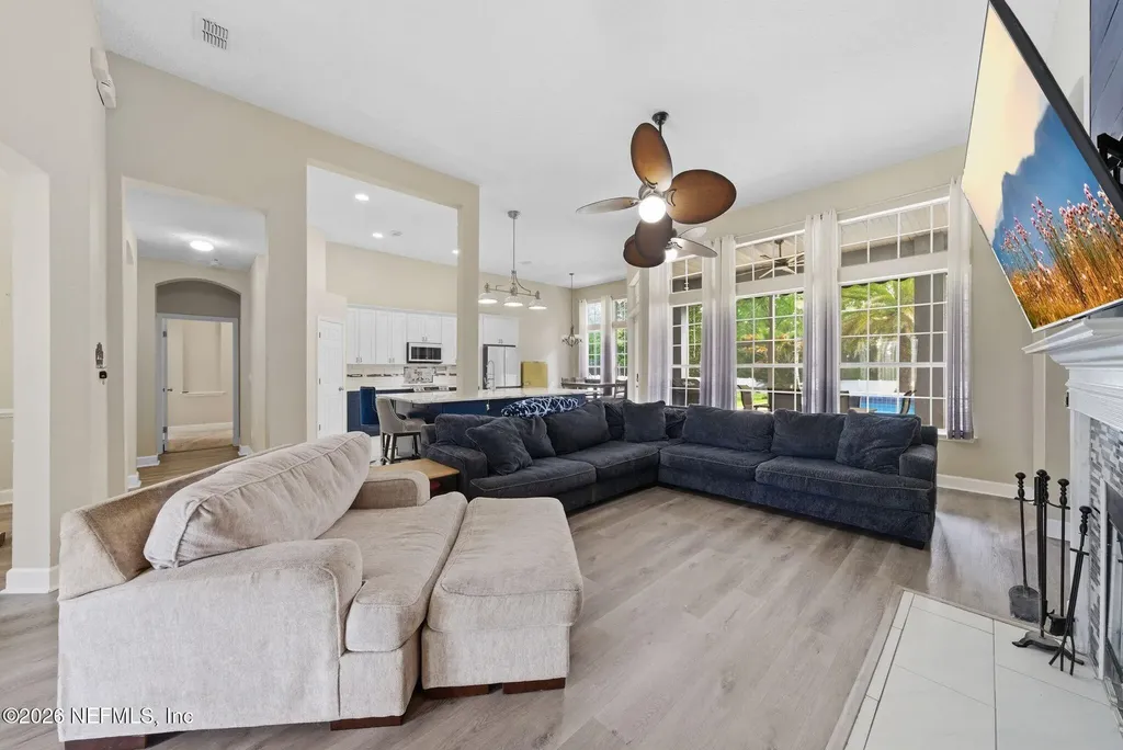 7907 Dawsons Creek Drive Jacksonville FL 32222