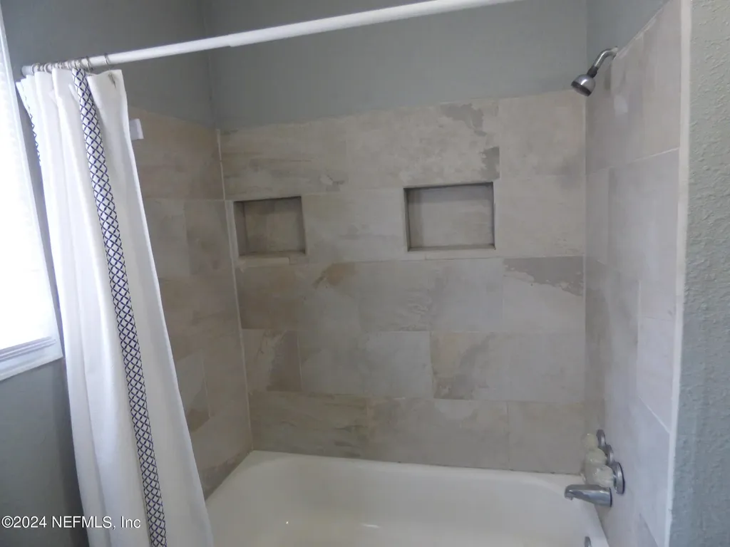 516 E 58th Street Jacksonville FL 32208