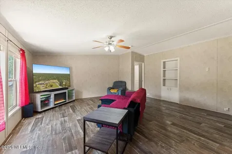 10340 Crotty Avenue Hastings FL 32145