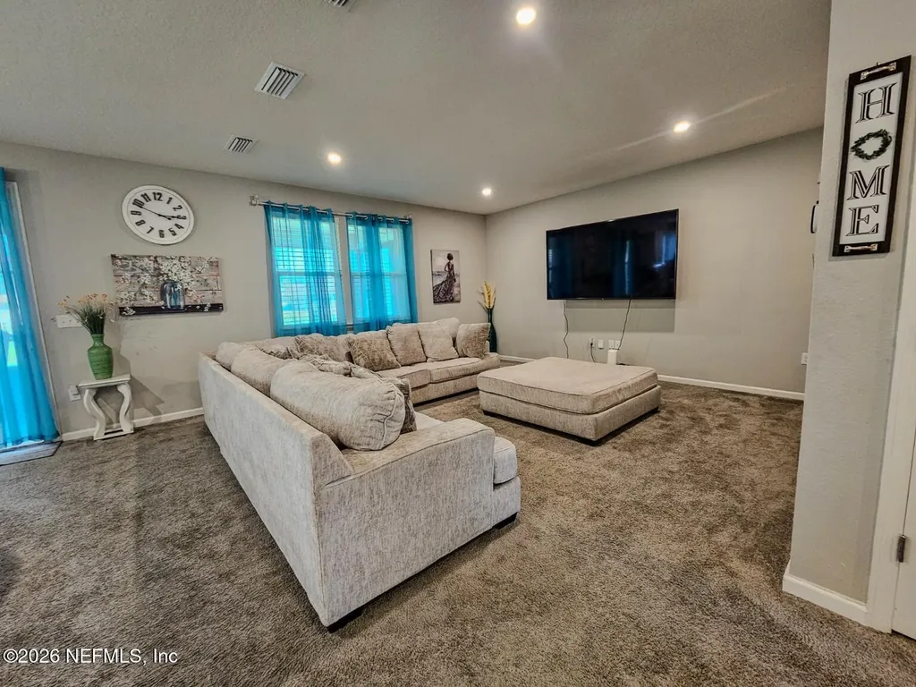 12573 Lake Taylor Lane Jacksonville FL 32218