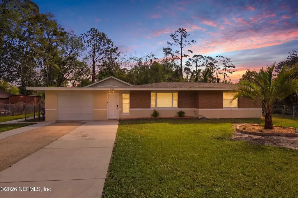 9565 Carbondale Drive W Jacksonville FL 32208