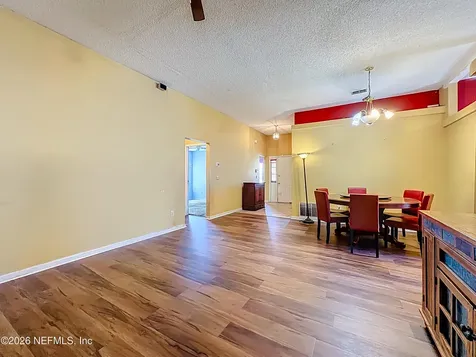 7535 Ginger Tea Trail W Jacksonville FL 32244