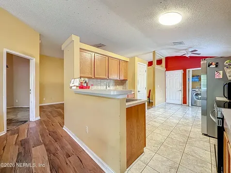 7535 Ginger Tea Trail W Jacksonville FL 32244
