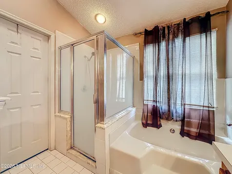7535 Ginger Tea Trail W Jacksonville FL 32244