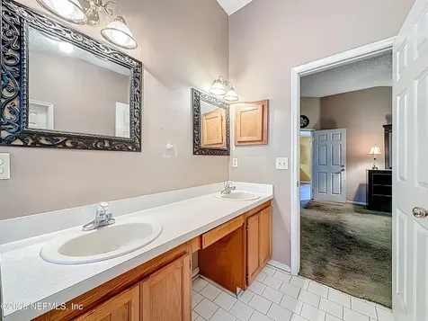 7535 Ginger Tea Trail W Jacksonville FL 32244