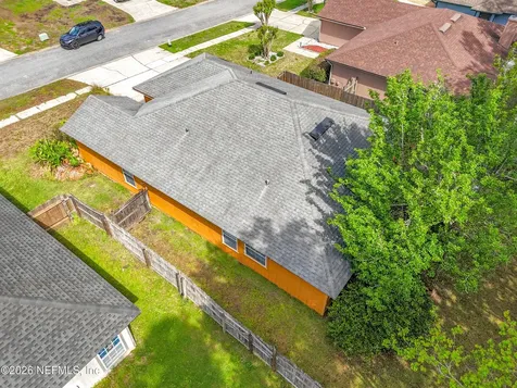 7535 Ginger Tea Trail W Jacksonville FL 32244