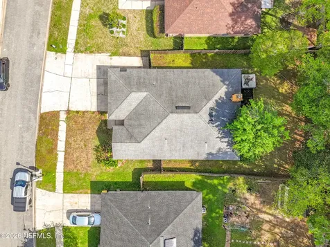 7535 Ginger Tea Trail W Jacksonville FL 32244