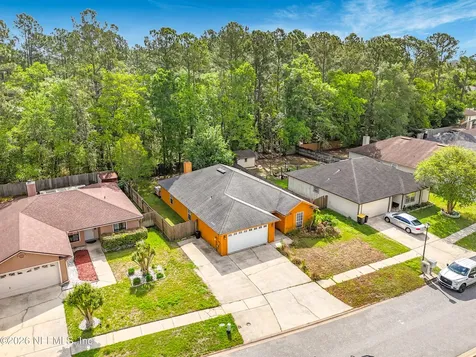 7535 Ginger Tea Trail W Jacksonville FL 32244