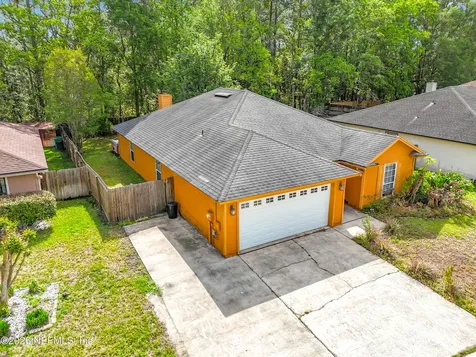 7535 Ginger Tea Trail W Jacksonville FL 32244