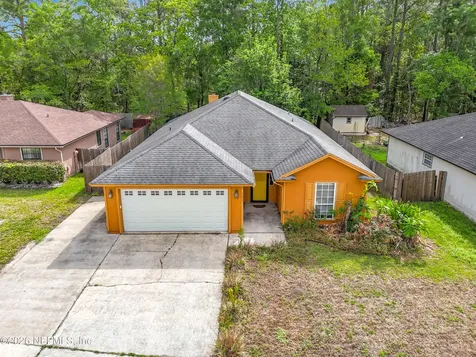 7535 Ginger Tea Trail W Jacksonville FL 32244
