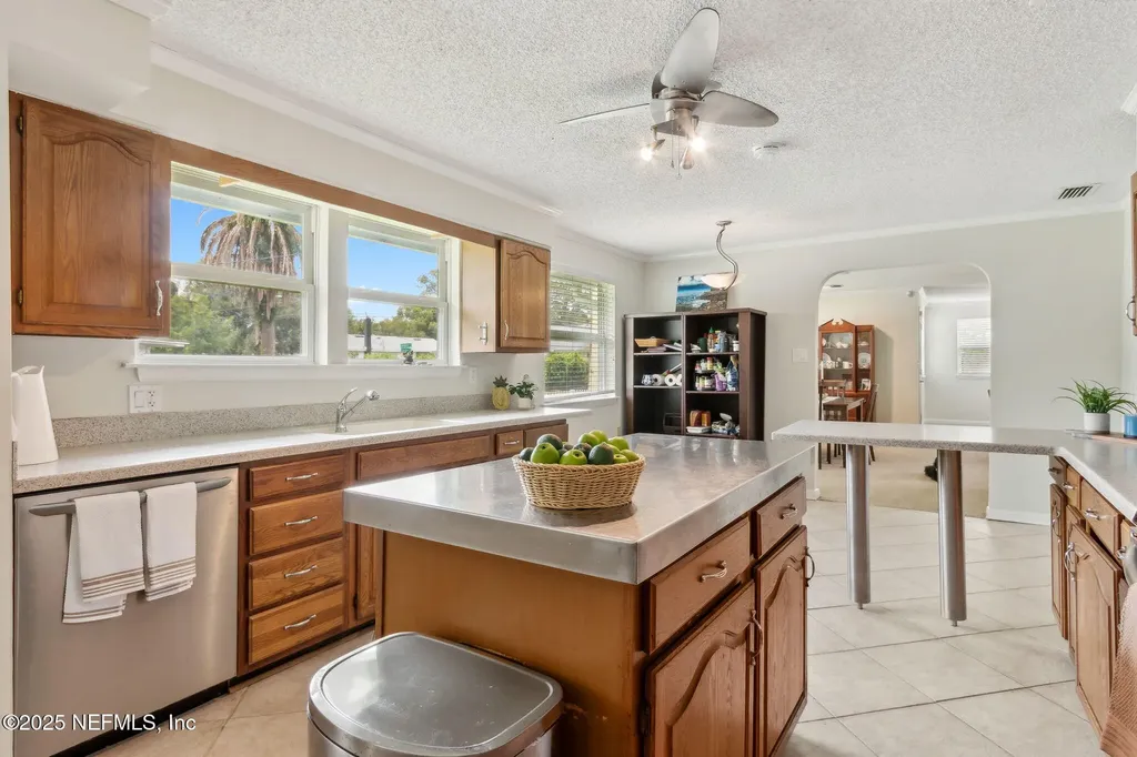 4252 Lexington Avenue Jacksonville FL 32210