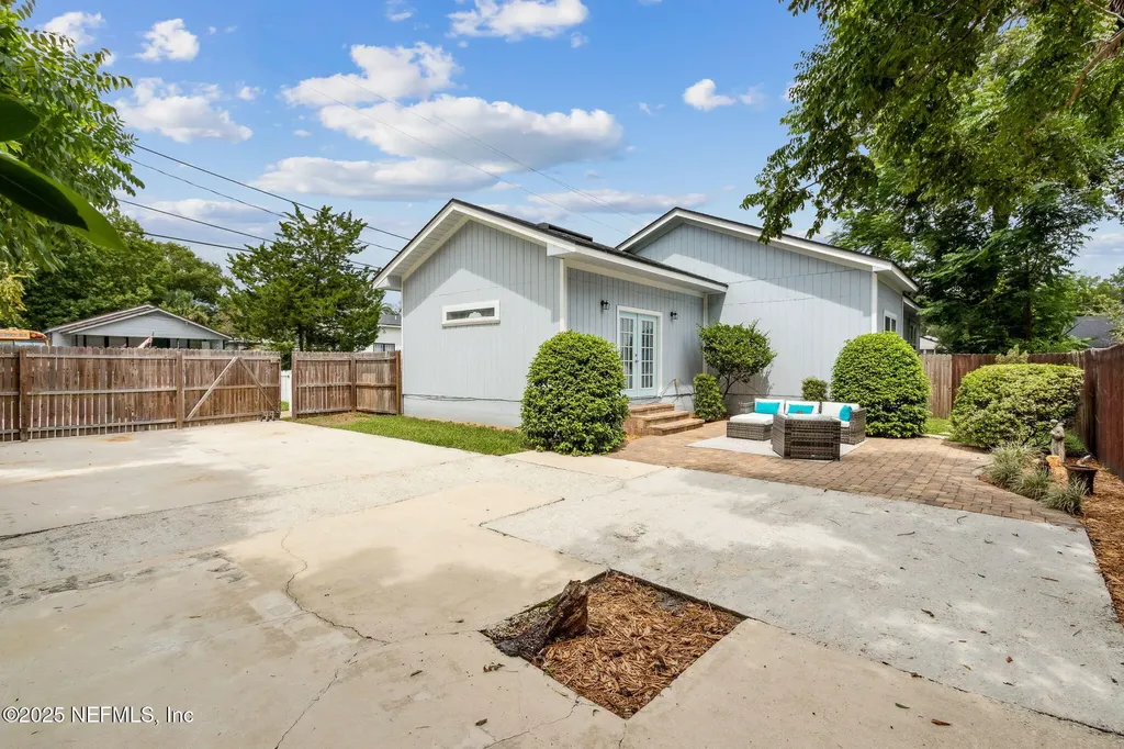 4252 Lexington Avenue Jacksonville FL 32210
