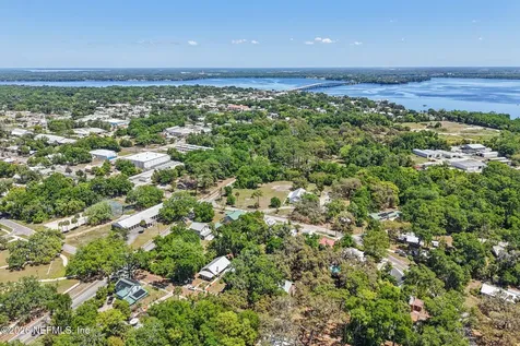 610 S 14th Street Palatka FL 32177