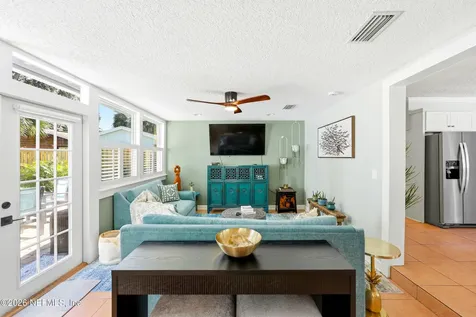 255 Sherry Drive Atlantic Beach FL 32233