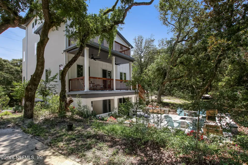 3635 1st Avenue Fernandina Beach FL 32034