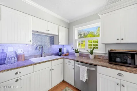 255 Sherry Drive Atlantic Beach FL 32233