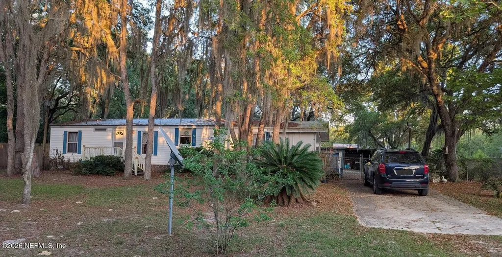 105 Illinois Drive Satsuma FL 32189