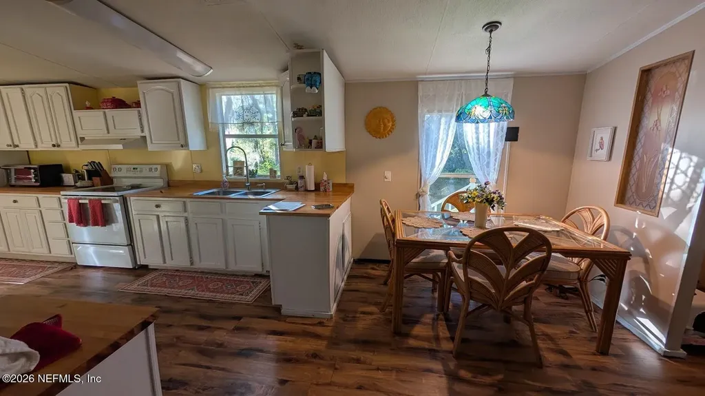 105 Illinois Drive Satsuma FL 32189