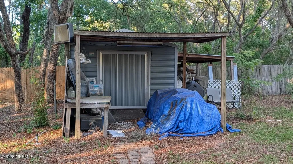 105 Illinois Drive Satsuma FL 32189