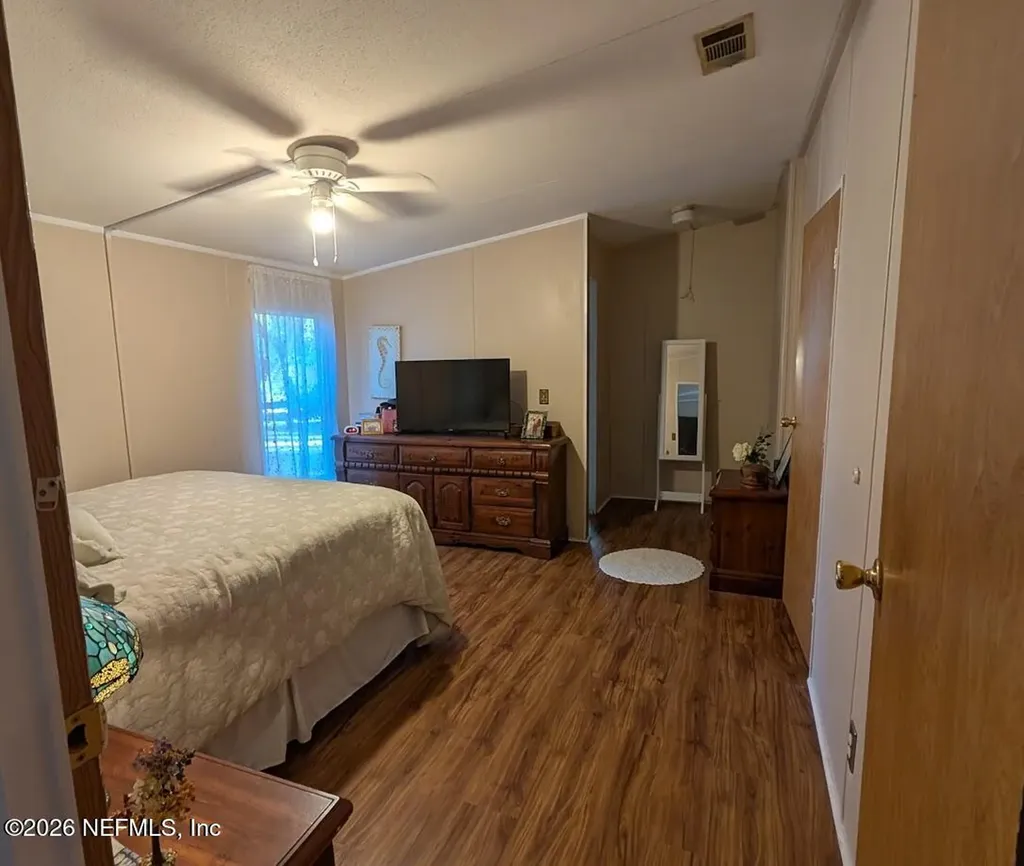 105 Illinois Drive Satsuma FL 32189