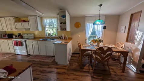 105 Illinois Drive Satsuma FL 32189
