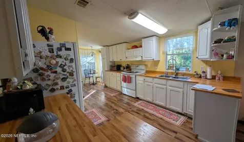 105 Illinois Drive Satsuma FL 32189