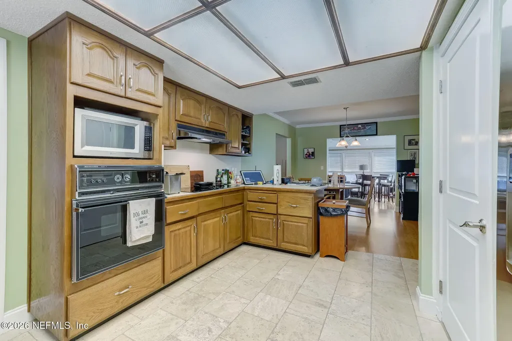 5812 Clifton Avenue Jacksonville FL 32211