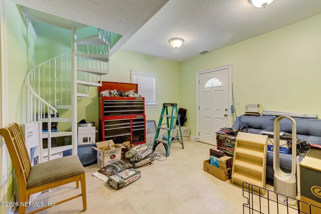5812 Clifton Avenue Jacksonville FL 32211