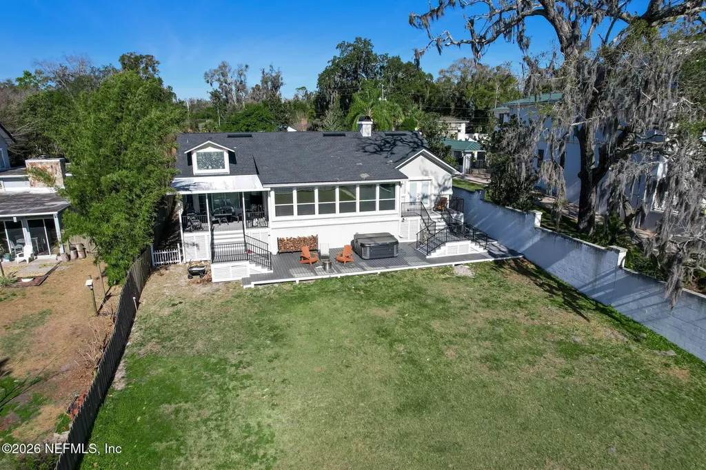 5812 Clifton Avenue Jacksonville FL 32211