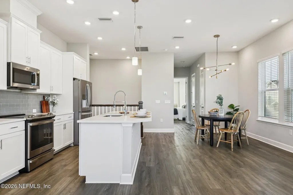 11451 White Cap Court Jacksonville FL 32256