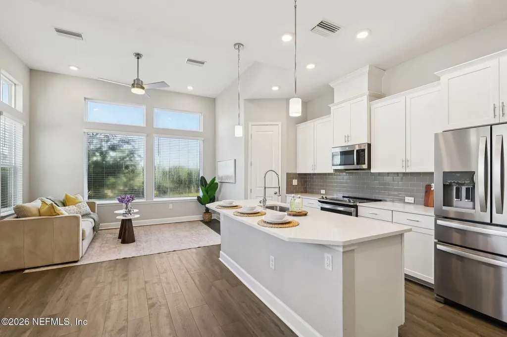 11451 White Cap Court Jacksonville FL 32256