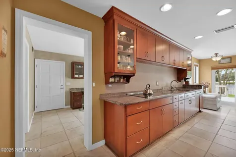 8227 Mar Del Plata Street E Jacksonville FL 32256