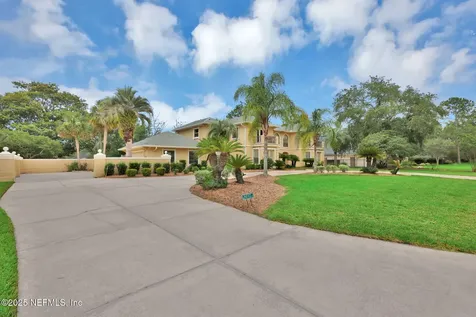 8227 Mar Del Plata Street E Jacksonville FL 32256