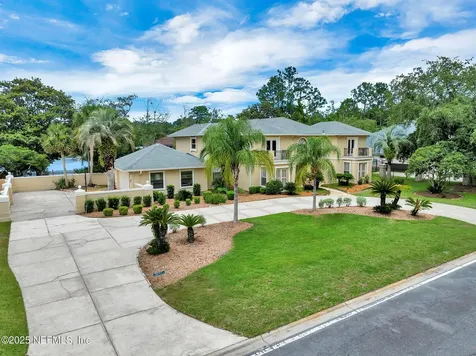 8227 Mar Del Plata Street E Jacksonville FL 32256