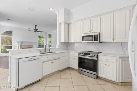 4456 Breakwater Row W Jacksonville FL 32225