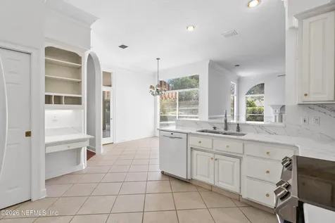 4456 Breakwater Row W Jacksonville FL 32225