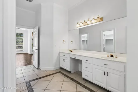4456 Breakwater Row W Jacksonville FL 32225