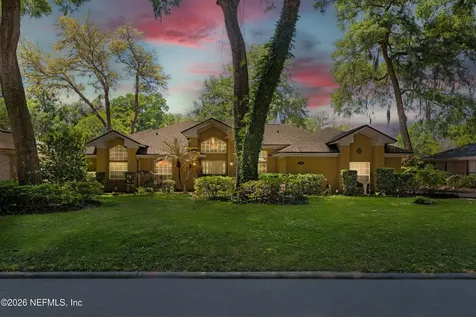 4456 Breakwater Row W Jacksonville FL 32225