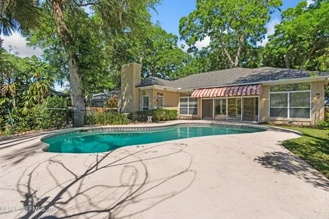4456 Breakwater Row W Jacksonville FL 32225