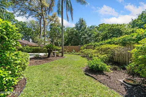 4456 Breakwater Row W Jacksonville FL 32225