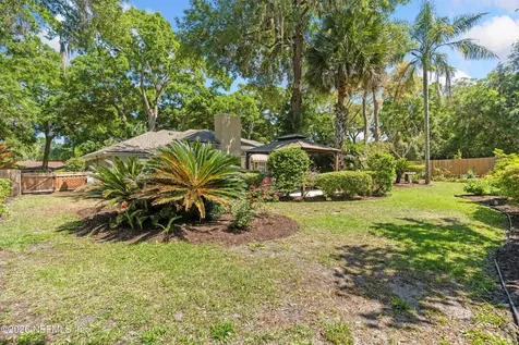 4456 Breakwater Row W Jacksonville FL 32225
