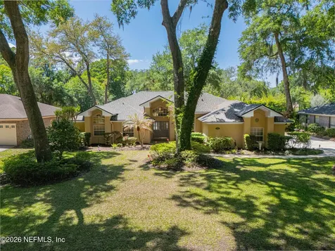 4456 Breakwater Row W Jacksonville FL 32225