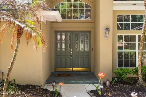 4456 Breakwater Row W Jacksonville FL 32225