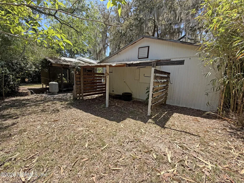 120 Peach Avenue Hawthorne FL 32640