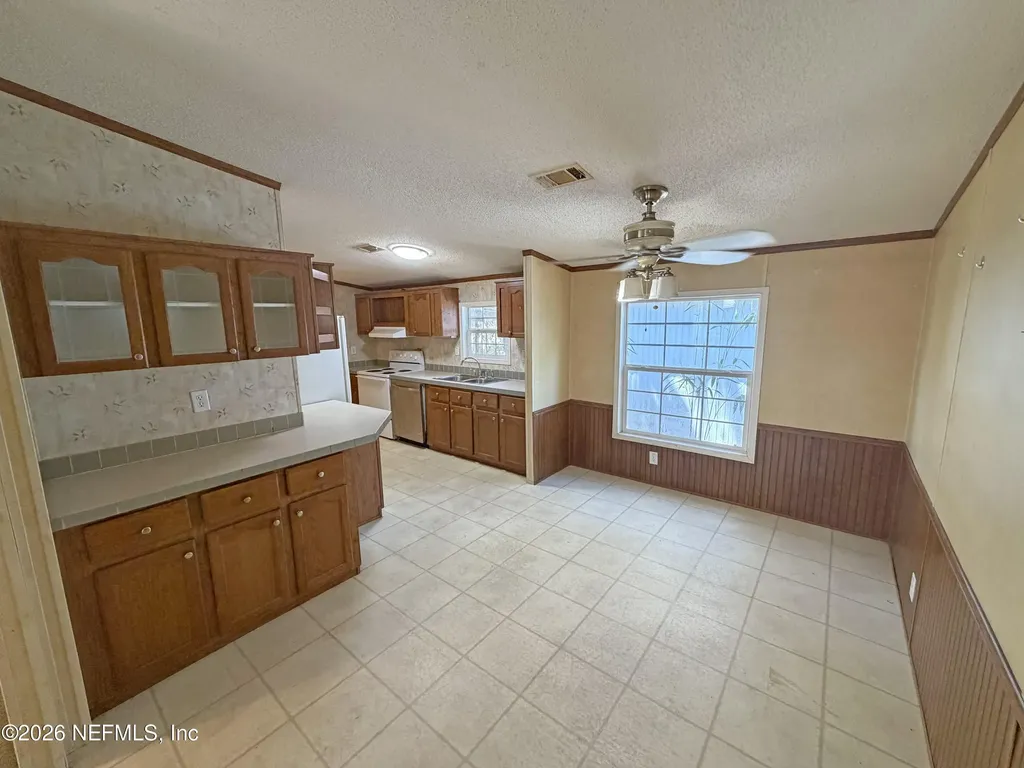 120 Peach Avenue Hawthorne FL 32640