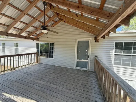 120 Peach Avenue Hawthorne FL 32640