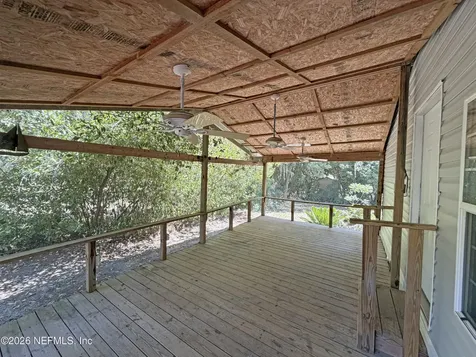 120 Peach Avenue Hawthorne FL 32640