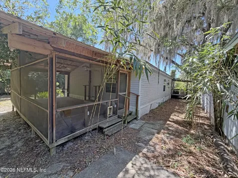 120 Peach Avenue Hawthorne FL 32640