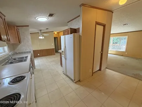 120 Peach Avenue Hawthorne FL 32640