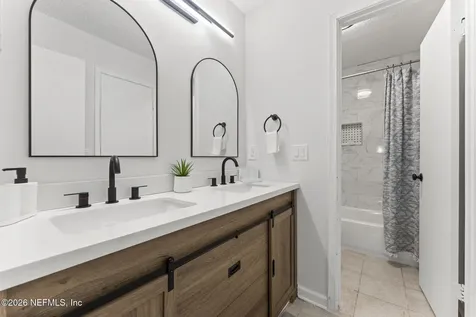 4047 Laurelwood Drive Jacksonville FL 32257